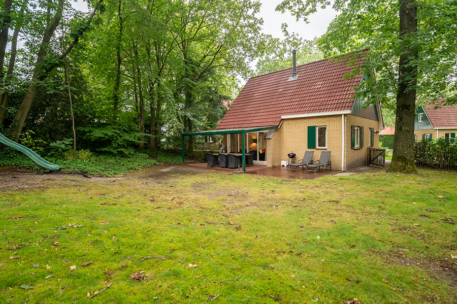 Warme-Nest-buiten-03